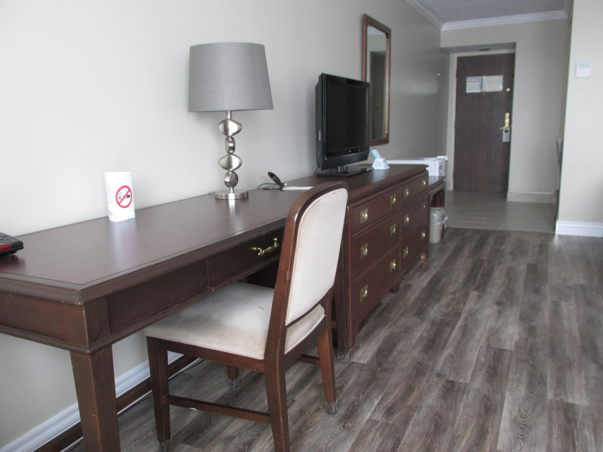 The Fredericton Inn Dış mekan fotoğraf