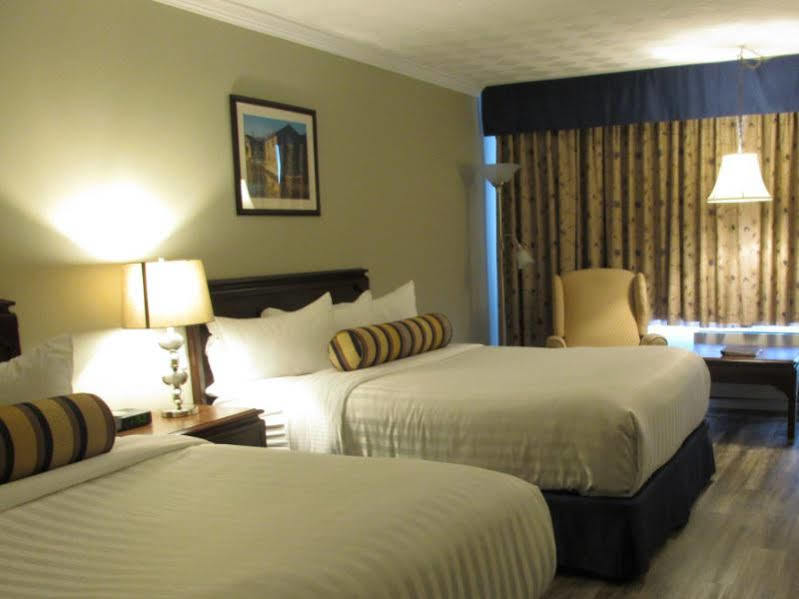 The Fredericton Inn Dış mekan fotoğraf