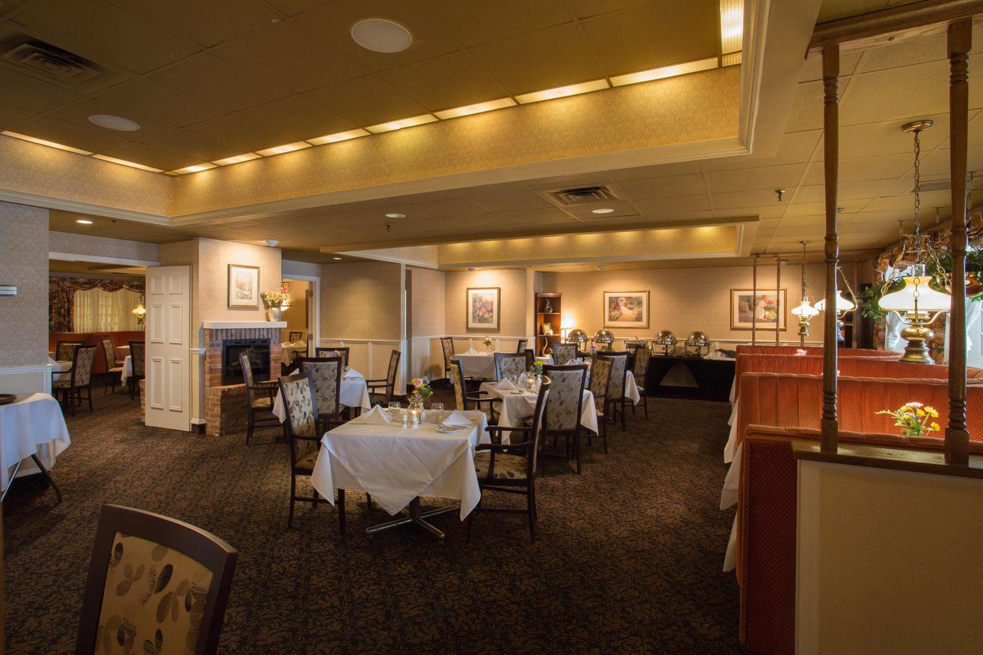 The Fredericton Inn Dış mekan fotoğraf