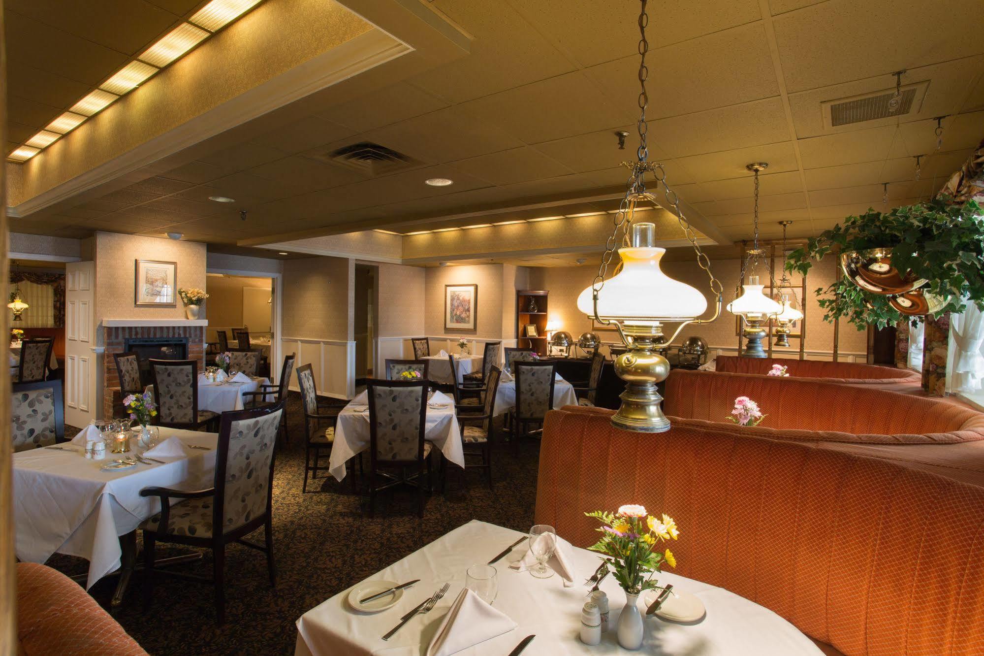 The Fredericton Inn Dış mekan fotoğraf