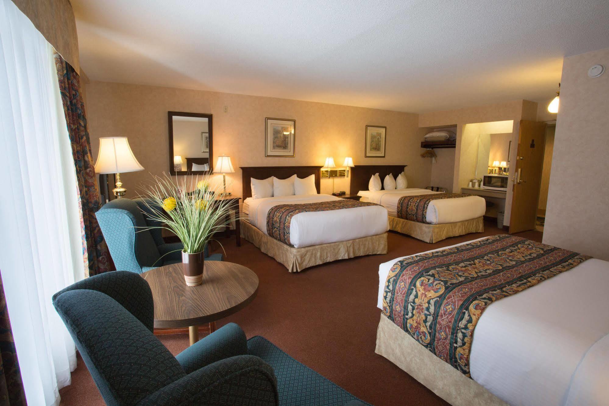 The Fredericton Inn Dış mekan fotoğraf